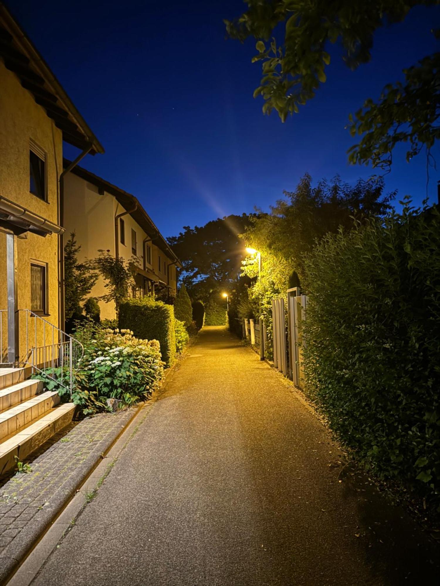 Apartment Parkplatz Garten Rad-Garage Freiburg im Breisgau Exterior foto